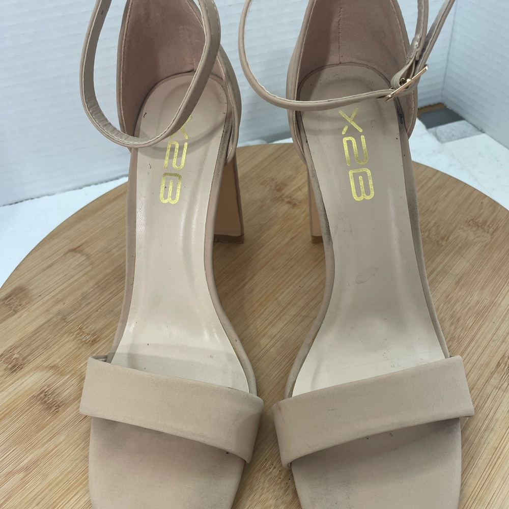 X2B Ankle Strap Open Toe Chunky Nude High Heel Sandals Sz 6.5